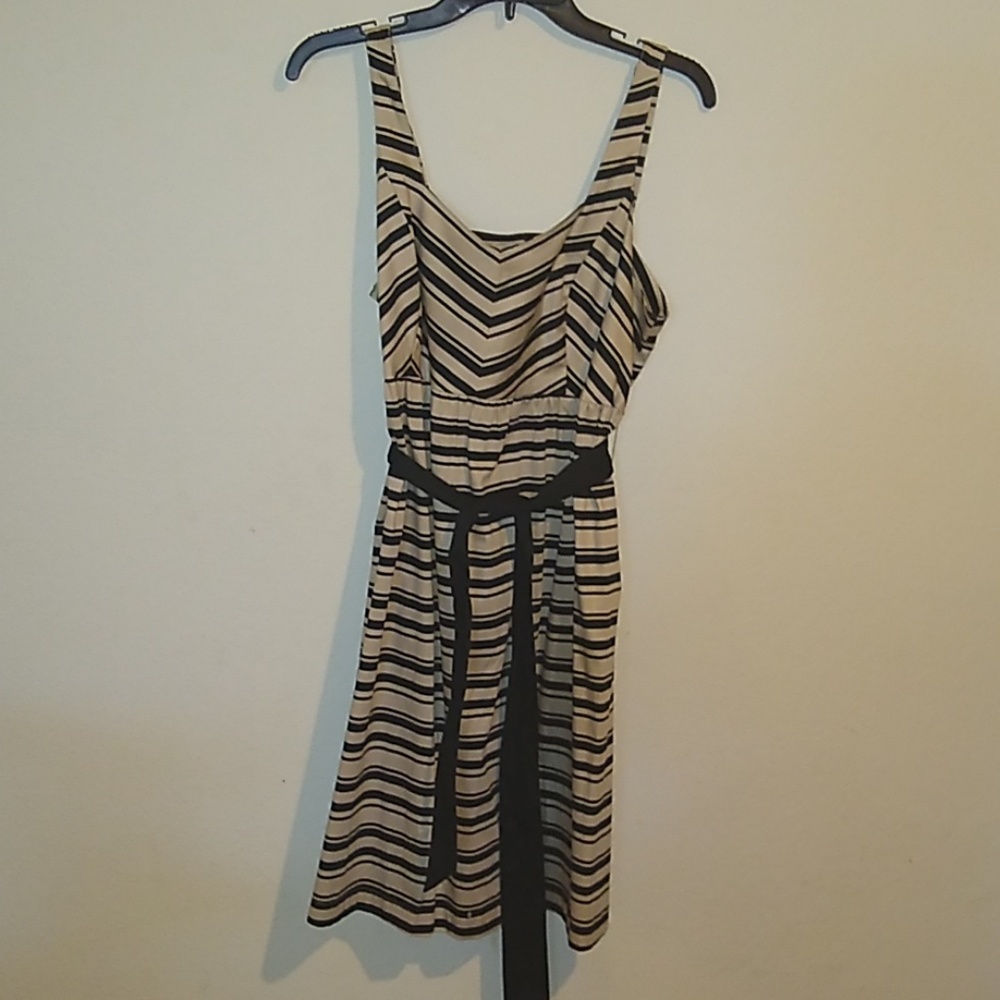 Nwt motherhood maternity dress